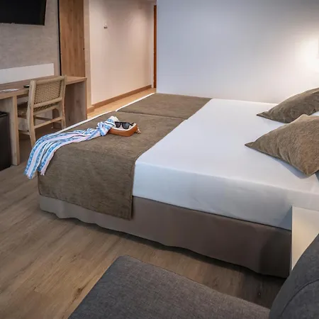 Ght Costa Brava & Отель Тосса-де-Мар