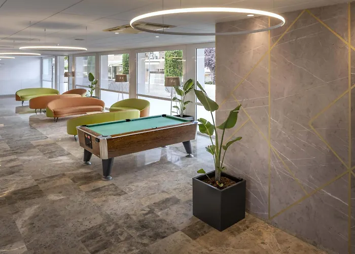 Ght Costa Brava & توسا ذي مار