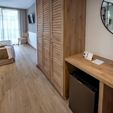 Ght Costa Brava & ホテル 3*